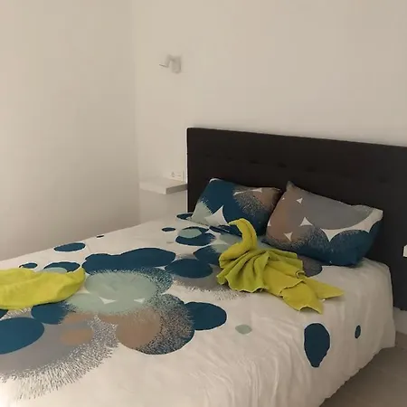 Mimosas Apartment *